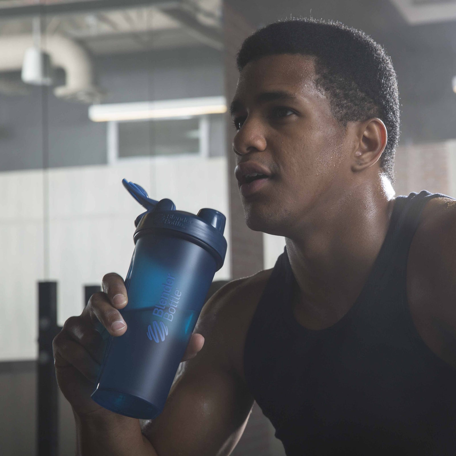 BlenderBottle 20oz Classic Shaker Cup Clear/Black