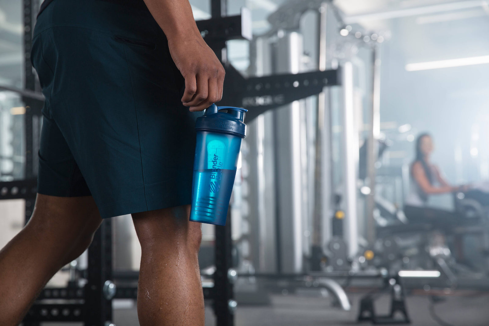 BlenderBottle 28oz Classic Shaker Cup FC Black